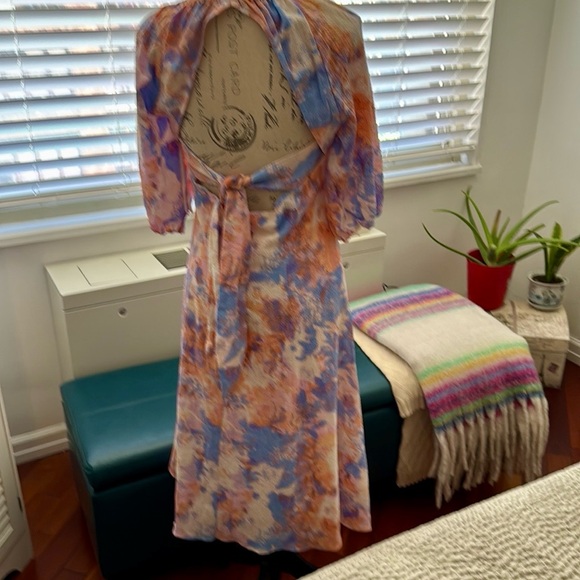 NWT - BCBGENERATION - Molly Puff Sleeve Midi Dress In Abstract Tie Dye - L - Picture 11 of 12